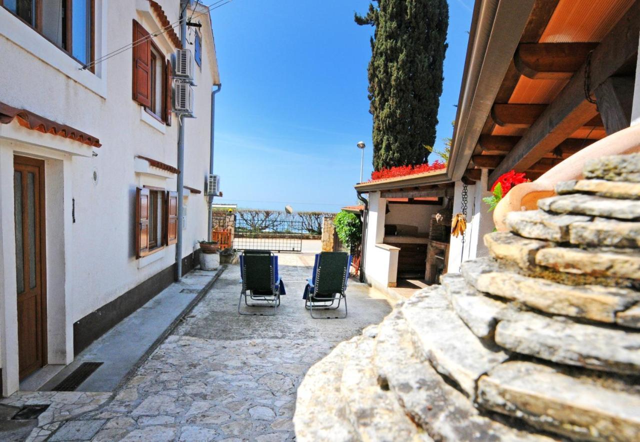 Casa Astrid By The Sea In Ferienhaus Poreč